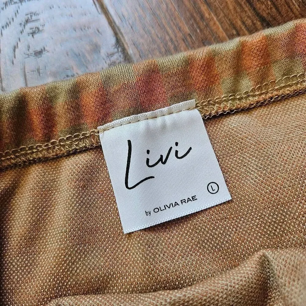 NWT Livi Olivia Rae Mini Skirt